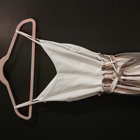 J is for Justify pantsuit - Picture 3 of 8